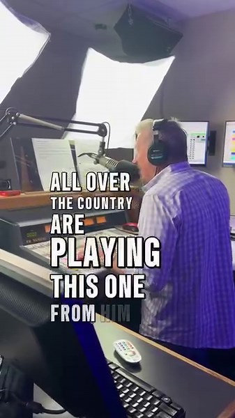 I’m pretty sure Bo Reynolds down at Highway 98 Country is my new favorite radio personality 😎 | Austin Forman