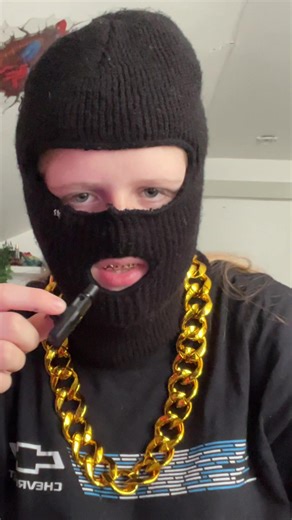 Lil cracker (@the_singer_sisters)’s videos with original sound - Lil cracker