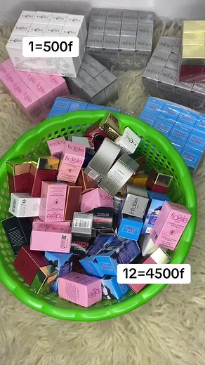 Tu veux sentir bon sans te ruiner ? 💥 Nos parfums à 500f l’unité, ou 12 pour 4500f, c’est LA bonne affaire senteur du moment ! 🔥 Ne dors pas là-dessus 👃🏽💫 #Parfum500f #SenteurQuiTue #ParfumTendance #BonPlanTogo #TikTokTogo #ParfumPasCher #DouzaineDeal #ParfumMixte #ShoppingTG #ParfumLomé #ParfumKara #ParfumDapaong #FragranceAddict #VenteTikTok #PetitPrixGrandEffet #GlamourInfini #ParfumTG #PromoParfum