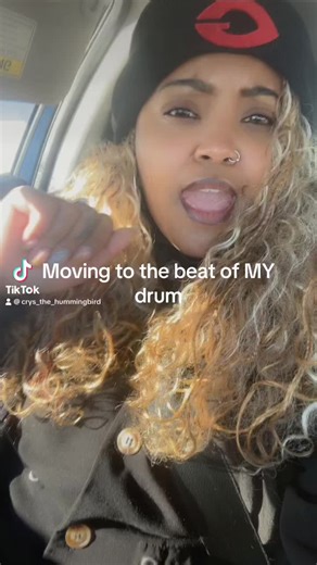 Hummingbird (@crys_the_hummingbird)’s videos with original sound - Hummingbird