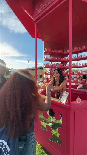 Coachella parties always partner with the best brands so ofc TORY BURCH Sublime was the exclusive