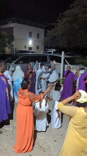 Christ church zanzibar on Instagram: "Vijana wakiimba na kufurahi baada ya kumaliza igizo takatifu la kuzaliwa kwa Yesu Kristo"