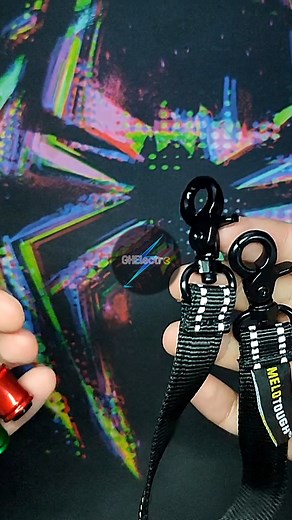 Electrical Tape Holder ⚡ lleva tus cintas aislantes de forma más cómoda y segura⚡ #electricaltapeholder #cinta #electricaltape #compras #review #reflectante #llaveros #Aliexpress #herramientas #electricidad #llavero #electricidaddomiciliaria #cintas #aislantes | GHElectro | Facebook