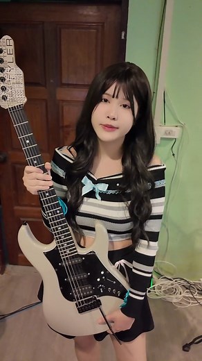 691K views · 39K reactions | สกิลเอาตัวรอดระดับเทพ #หนูหวีVsพี่จ่า | Steve Lock 8 | Facebook