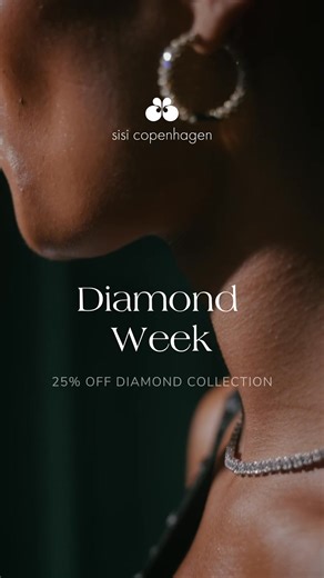 Diamond Week er årets beste anledning til å finne et helt spesielt diamantsmykke ✧ Spar 25% på hele Diamond Collection, skapt med lab-grown diamanter i topp kvalitet. Skal smykke gis i julegave? Du kan trygt handle under Diamond Week – bestillingsvarer lages på 4–7 uker og blir ferdige i god tid til å glede en heldig mottaker. Som en ekstra fordel gir vi utvidet byttefrist til 24. januar 2026 på alle bestillinger lagt inn under Diamond Week. | Sisi Copenhagen