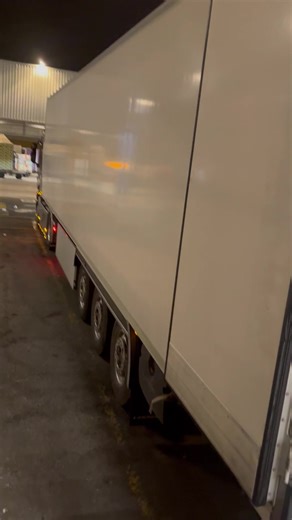 Video di scugnizzo 69 (@scugnizzo69) con suono originale - VINCENZO SGHIZZO & ZIA MARY