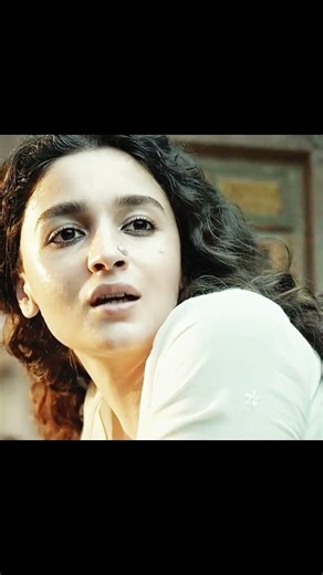 Gangubai Movie Explained Shorts #ytshorts​ #shortvideo​ #movieexplained​ #gangubaikathiawadi​