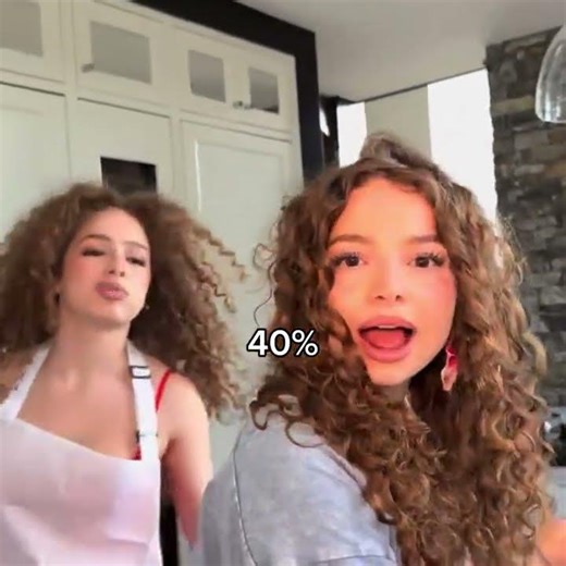 IM CRYING 😂 #kalogerasisters #triplets #fyp #foryou #viralvideos #relatable #funny #shorts