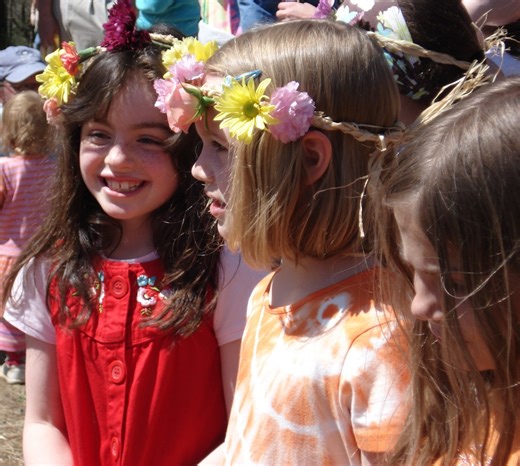 Fingerplay Benefits for Children: Unlocking the Learning Potential in Your Young Child