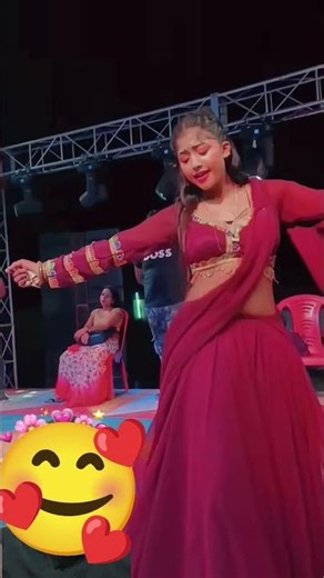 Dilwa Le jaiba Pawan Singh new Bhojpuri song archestra dance video dancerKhushi #viraldance #shorts
