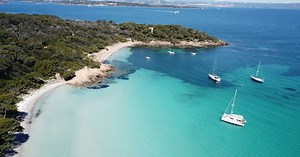 Click&Boat acelera o seu crescimento global com investimentos da Permira e do Boats Group