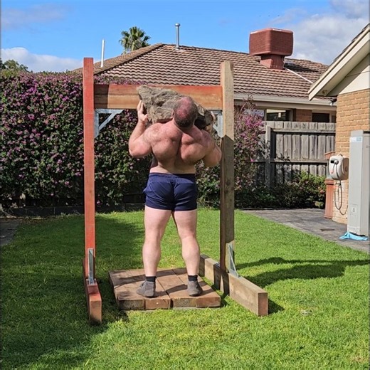 Stone Lifting #bodybuilding #motivation #training