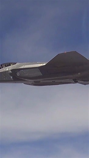 Exploring the F-35A Lightning II: Pilot, Helmet, and More!