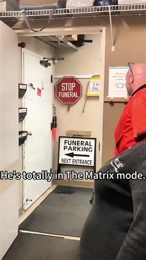 Screaming🤣🤣🤣#fyp #funny #viral #scareprank #jumpscare