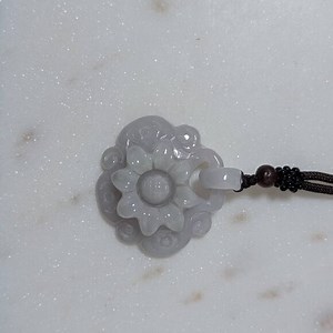 Antique Style Flower Jade Necklace Statement Piece