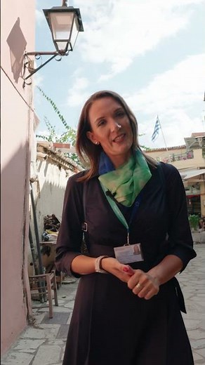 Explore the Plaka neighbourhood in Athens with local guide Jenny M.