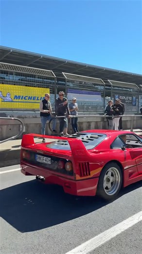 Ferrari F40 at Nürburgring + Porsches #stage4tuning #ferrari #nürburgring #fyp