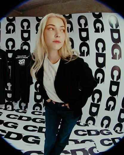 Stefanie Michova on Instagram: "#광고 懶 @cdgcdgcdg @commedesgarcons_seoul @eyesmag @realisshoman"