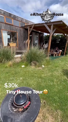 74K views · 977 reactions | Simple and Minimalistic Tiny House on Wheels | Alternativehouse | Facebook