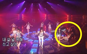 【1080P 超清考古】SEEYA - 疯狂的情歌.伴舞舞台突发事故.现场演出版.2006年8月20日.直播版