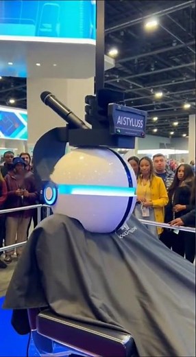 AI Machine Gives Instant Haircut 😱