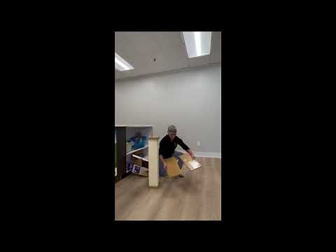 How to Assemble the SmartCat Ultimate Scratching Post