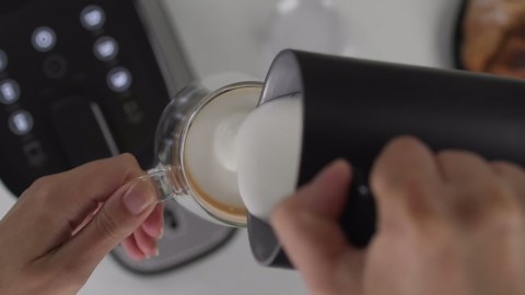 Instant Dual Pod Plus 2-in-1 Coffee Maker and Espresso Maker with Reusable Ground Coffee Pod