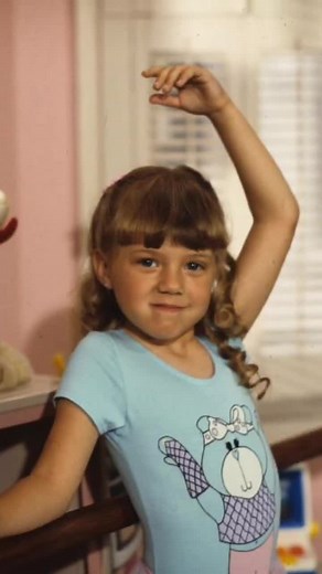 Jodie Sweetin as Stephanie Tanner | Full House Character Spotlight