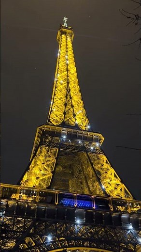 エッフェル塔 シャンパンフラッシュ #エッフェル塔 #パリ観光 #フランス観光 #パリ #eiffeltower #paris