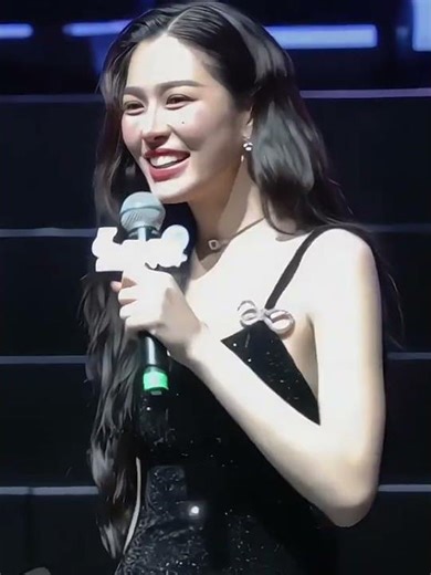 How to transfer body heat from Ling to Orm:Just hug. That’s it.🤭🤭#lingorm