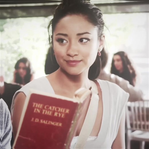 Emily Fields in Season 1: A Detailed Look at Character Development