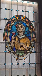 Restaurantul Lloyd, locul în care tradiția și modernitatea își dau întâlnire, pornește din nou la drum, gata să scrie o nouă poveste. Cel mai vechi restaurant din Timișoara, cu o istorie de peste o sută de ani, se redeschide cu o nouă energie culinară, sub bagheta chef-ului Valentin Pupăză, care promite că celebrul local își va relua locul pe care îl merită în peisajul horeca local. #timisoara #bestoftimisoara | Best of Timişoara