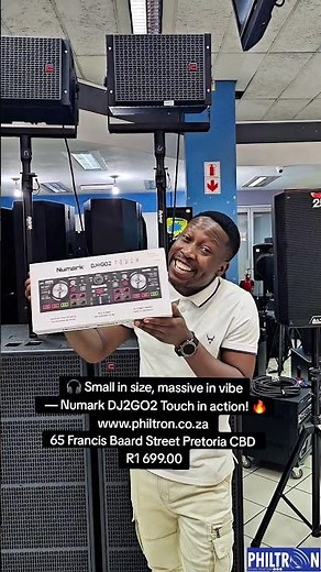 🎧 Small in size, massive in vibe — Numark DJ2GO2 Touch in action! 🔥