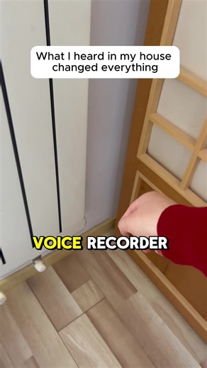 This little gadget helped me discover the truth; it starts with a single button, has clear sound quality, and is small and easy to hide.#airecorder #magnetic #voicerecorder #tiktokshop