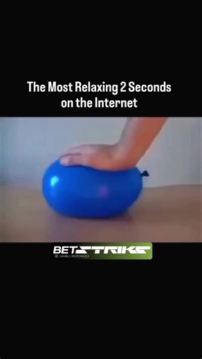 A single hand pressing down with even pressure is the key! This simple trick is a classic example of how distributing force over a wide area prevents a concentrated point of stress that would make the balloon pop. Physics in action—showing that how you apply force matters more than the force itself. Try it at home! (Warning: using a fingernail? Not gonna end well. 😉) Follow for more satisfying science facts and clever physics demos! #sciencehack #physics #pressuredemonstration #stem #satisfying