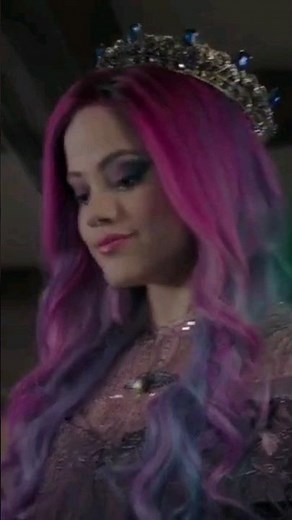 Descendants 3 - Audrey In This Moment Looks Very Intimidating - Sarah Jeffery #descendants3 #disney