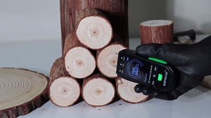 RDINSCOS Digital Moisture Meter – Wood Moisture Meter for Firewood, Drywall & Lumber | Pin-Type Moisture Detector for Woodworking, Home Inspection & Water Damage
