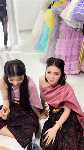 ទ្រាំធ្វើការដល់ចប់នឹង Mojo Mask Collagen