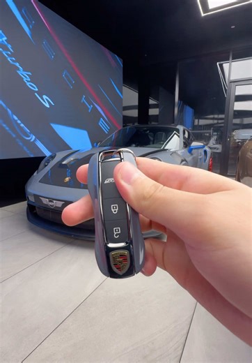 2024 Porsche 911 GT3 RS Review and Insights