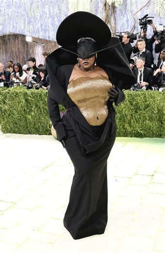 Oulalalaaaa Yseult !!!! That is Fashion and Art Gurllll ❤️❤️ #metgala #2026 #yseult #france