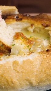 La crema de cebolla, un clásico reconfortante 🤤. Disfruta de esta receta fácil y deliciosa en tus días favoritos con tus favoritos ❤️‍🩹 #RecetasNestléCAM | Recetas Nestlé Centroamérica