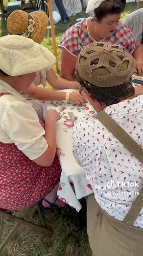 Just some 1940’s puzzle-ing with the girls 🥰💞 #1940s #ww2 #vintage #timetravel #history