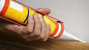 Green Glue vs Acoustic Sealant – Green Glue Alternative! | Soundproof Guide