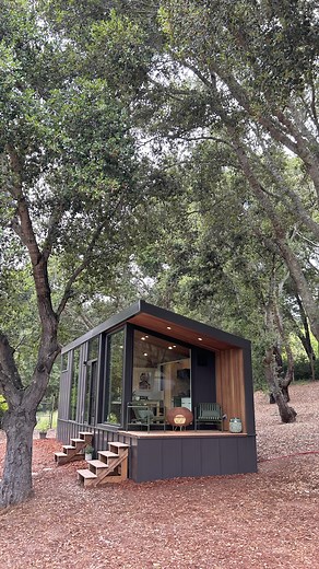 ✨ Luxury Tiny Homes for Intentional Living ✨ At Fritz, we design and build luxury tiny homes that help you live more intentionally. Whether you're looking for a tiny home on wheels as a certified RV or park model, or prefer a prefabricated modular without wheels, we offer the flexibility to fit your needs and location. Here’s a peek at the HALCYON STAY, a stunning park model on wheels, nestled among California oaks in Palo Alto, CA. Measuring 36’6”x10’6”, it’s set on a blocking kit, tied down on