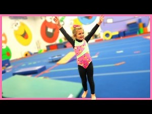 STARTING GYMNASTICS! | Sam & Nia