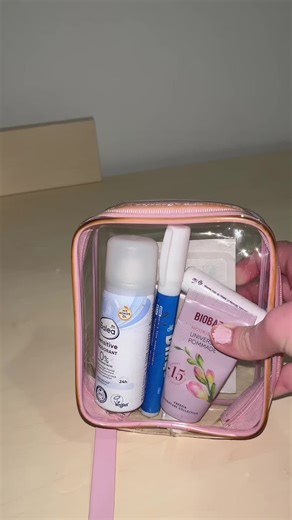 Emergency kit part 2💗🙈 #fyp #grwm #martamatakovic #school #balkan #postonfyp #emergencykit