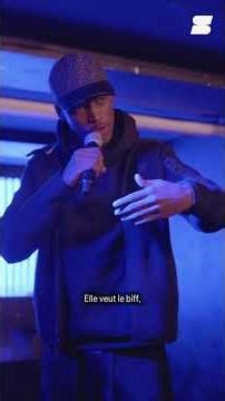 Un inconnu rap devant une salle pleine ￼!