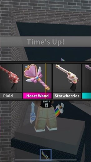 Unboxing the new Valentine box in #mm2 #roblox