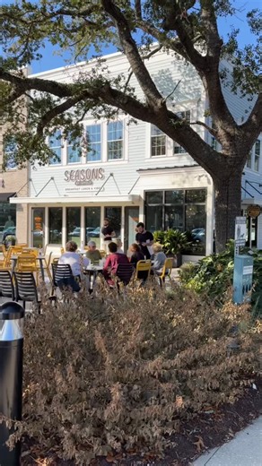 If you haven’t been to Seasons lately, this is your sign 👀✨ Breakfast, lunch, and now cocktails too 🥂 Myrtle Beach breakfast and lunch at Seasons by Tenfold 🧡 📍 4377 N Kings Hwy Ste 119, Myrtle Beach, SC 29577 ⏰ Mon–Fri 7:30 AM to 2 PM • Sat–Sun 7:30 AM to 3 PM #myrtlebeachfood #myrtlebeacheats #myrtlebeachsc #mymyrtlebeach #myrtlebeachrestaurants | 10 Fold Biscuits