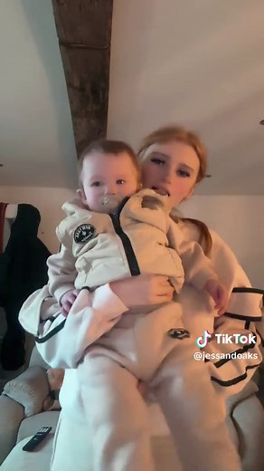 Navigating Teenage Pregnancy: A Guide for Young Moms